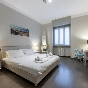 Daire Sant' Ambrogio Flat Milano
