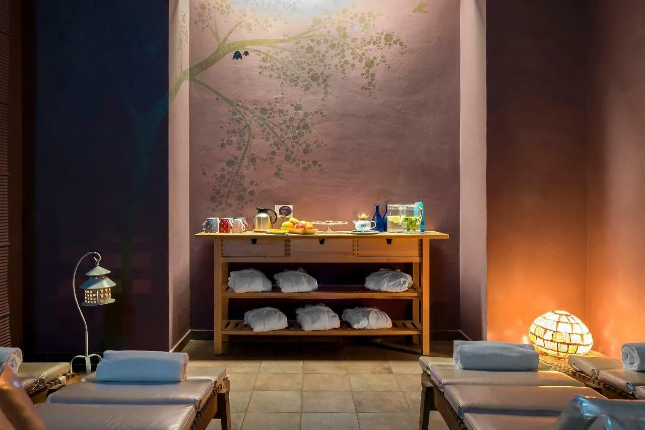 Sovrana Hotel&SPA Rimini 4*,